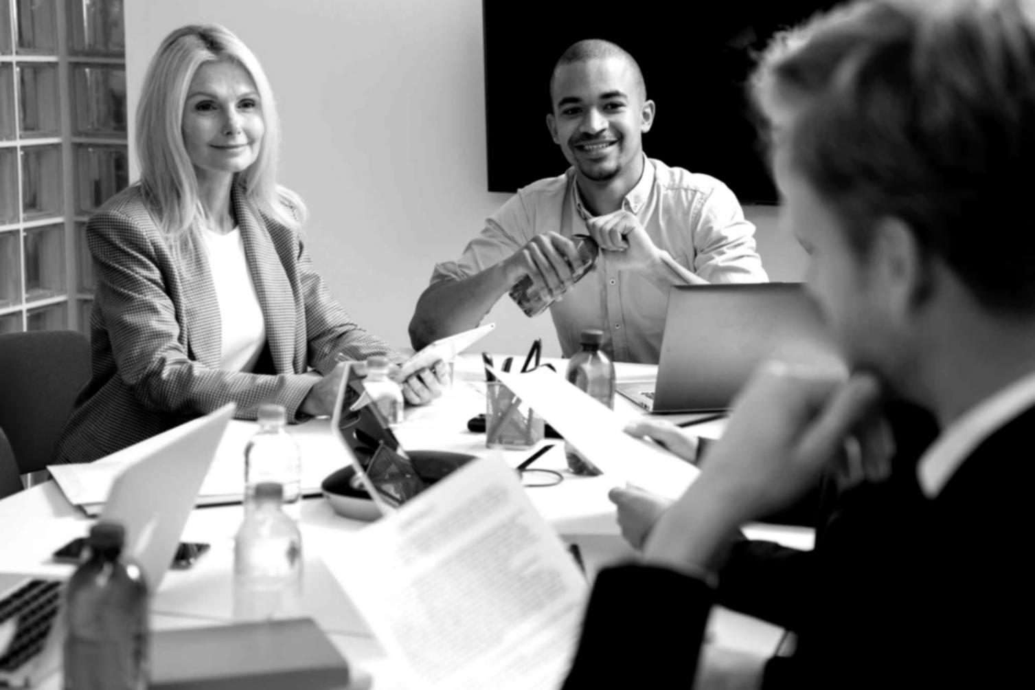 Material educativo sobre fundamentos de finanzas personales